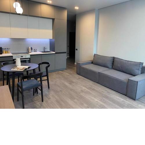 Big VIP Design Apartment in New Complex(жк Auroom)