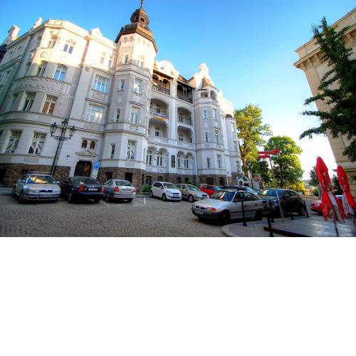 Bishop Apartments
