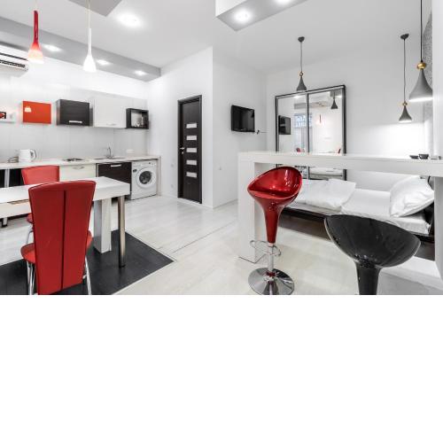 Black and Red squares apartment