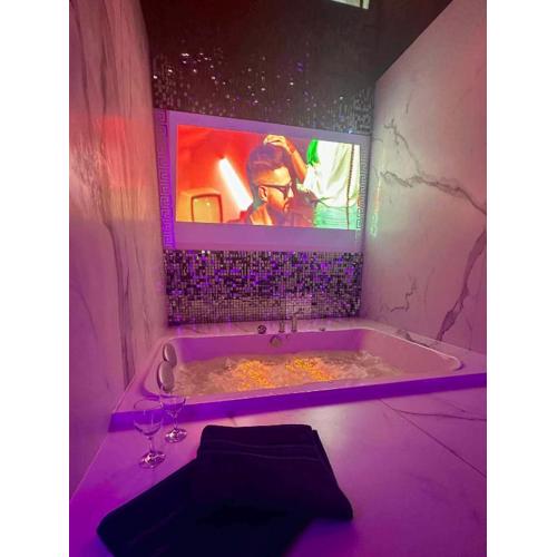 Black House B Jacuzzi