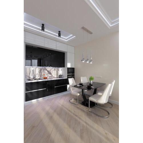 Black&White Apartment in Smart Plaza