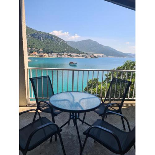 Blue Lagoon Studio Apartments