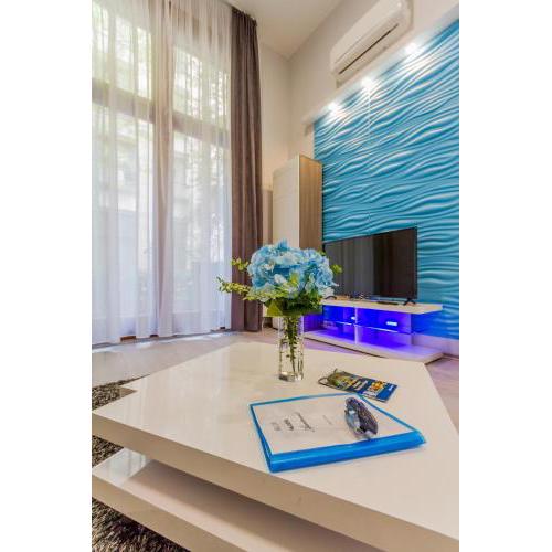 Blue Magic Apartment