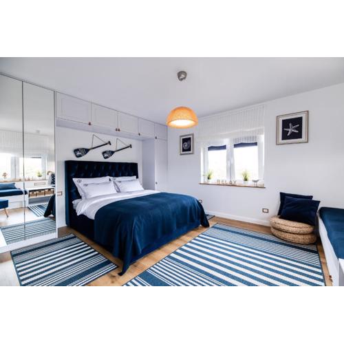 BLUE MARINE APARTAMENT 19 z Tarasem i widokiem na morze przy plaży
