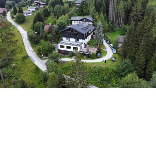 Blue Mountain Hotel