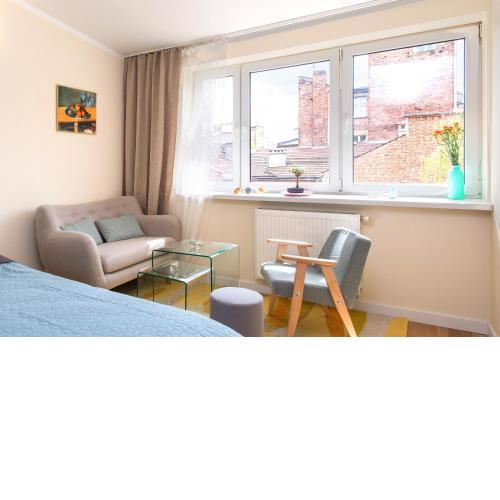 Blue Sky Apartment