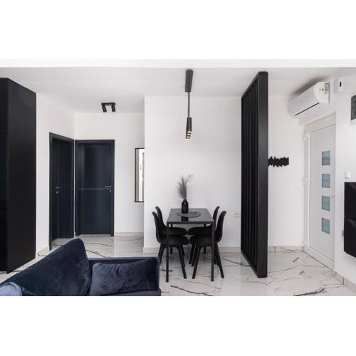 Blue Trail Apartment