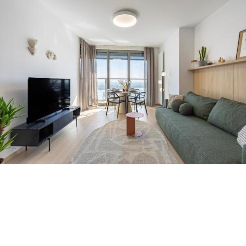BNB Eurovea Tower Retreat