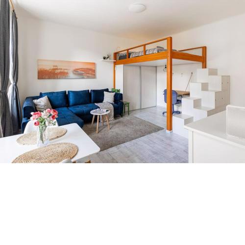 BNB Historical hideaway apartment