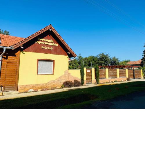 Borostyán Apartmanház