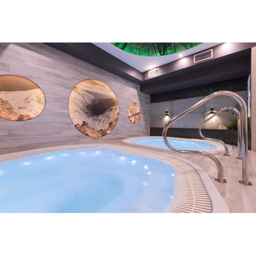 Borowy Dwór- Biznes, Spa & Fun