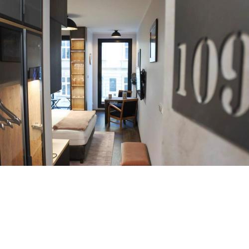 BOUTIQUE 109 - old city, luxury apt. with a garage