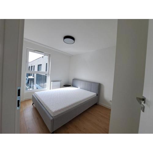 Brand-New 1BD Apartment in Prime Location of Wroclaw