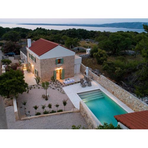 BRAND NEW Stone house MARCELA, 3 double bedrooms, pool
