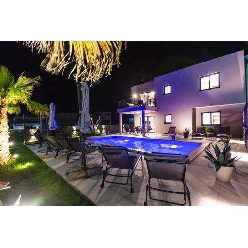 BRAND NEW! Villa Adriatic Bay2 with a private pool