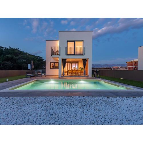 Brand new Villa \