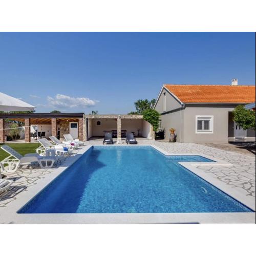 Branka Holiday Home