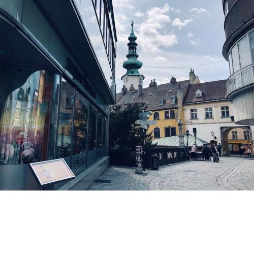 Bratislava Centrum - moderný komfortný apartmán