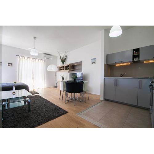 Brattia Studio Apartment