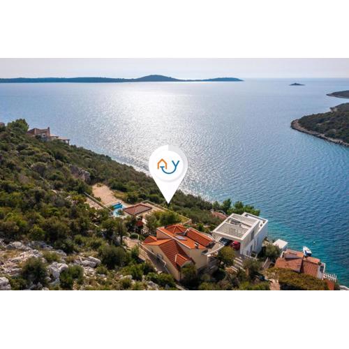 Breathtaking Panorama Villa Vese