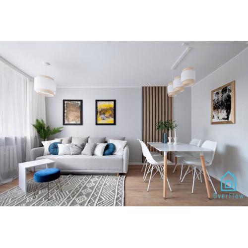 Breeze Apartment - Charming Place, 15 Minutes to Gdańsk Old Town & 5 Minutes to Seaside