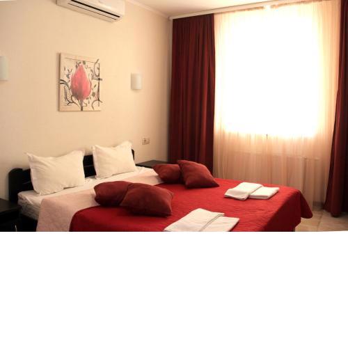 Breeze Hotel