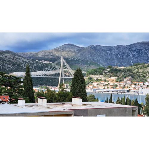 Bridge View Apartment Lapad