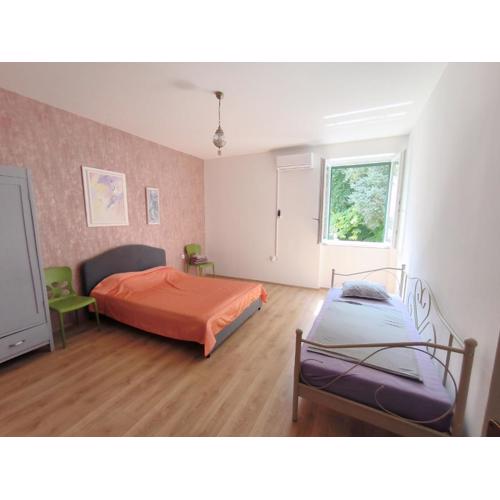 Bright and Colourful Apartment Luce -Sandy beach