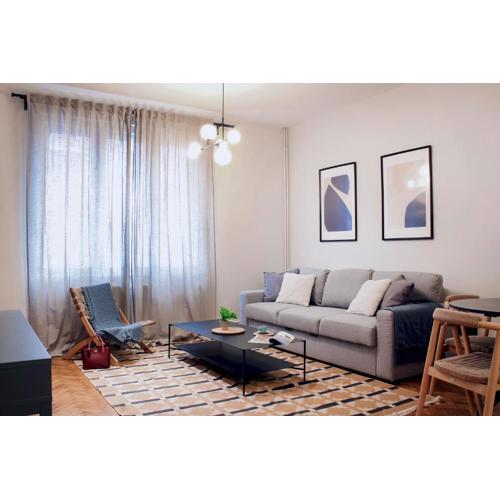 Bright and Cozy 1BDR Apartment