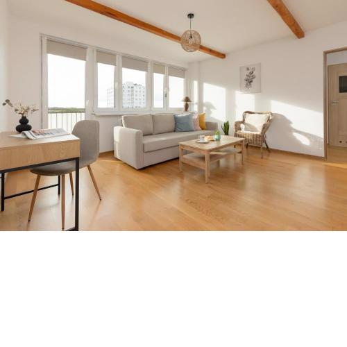 Bright Apartment Bogusławskiego Perfect for Remote Work by Noclegi Renters