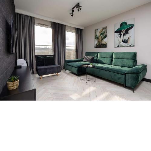 Bright Apartment Bukowińska with Parking near Metro Wilanowska by Renters Prestige