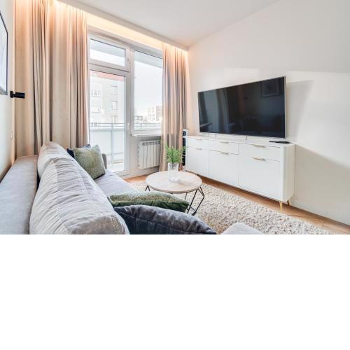 BRIGHT DAY Apartment - Self Check-in 24h, 10 min Market Square