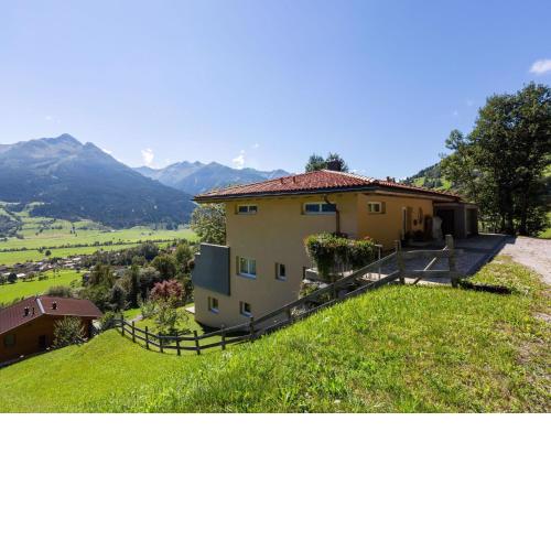 Bright flat close to the ski area
