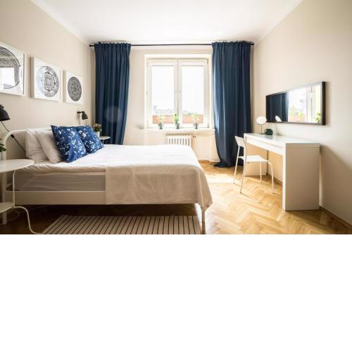 ★Bright, spacious apartment|Palace of Culture view★