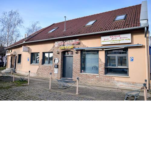 BRIQUE JOBB MINT OTHON Apartman
