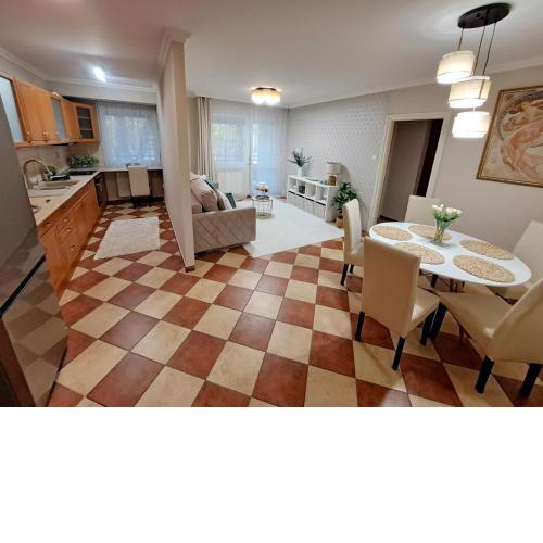 Brookforest Centrum Apartman