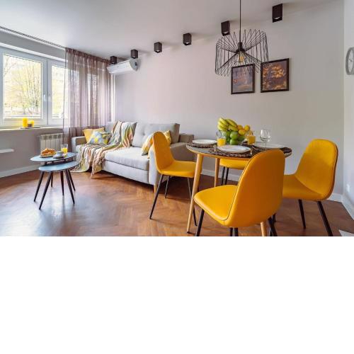 Bruna 2 - Charming Apartment by Noclegi Renters