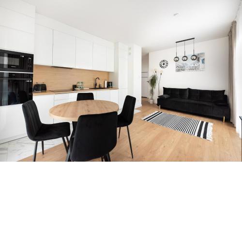 Brzeziny Deluxe Apartment