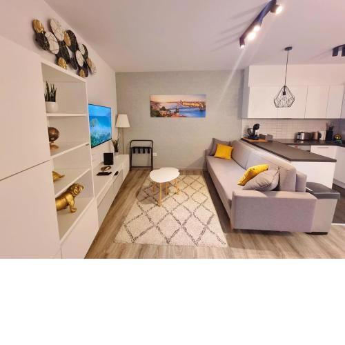 Budapest Flamingo Central Home Stay - Balcony, AC, Downtown