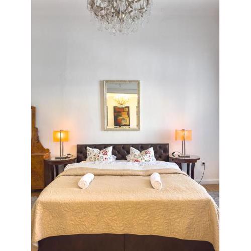 Budapest Opera Apartments