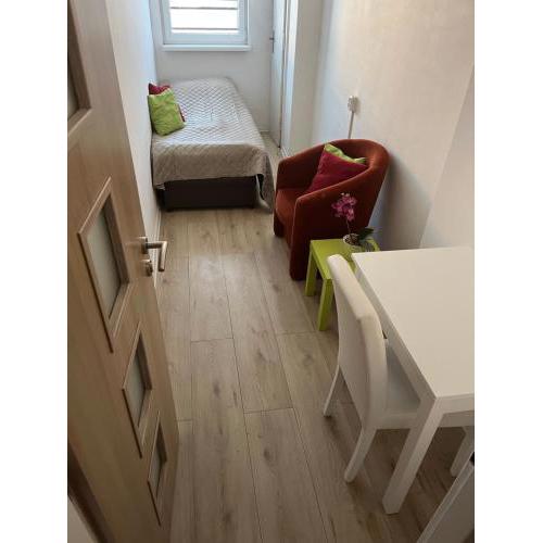 Budget Single Room Old Town