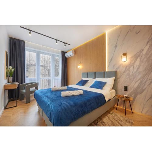 Buen Home Apartments - Old Town
