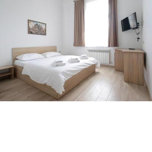 Buk Apartments on Doroshenka 29