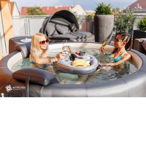 Bükk Penthouse, panoráma jacuzzival