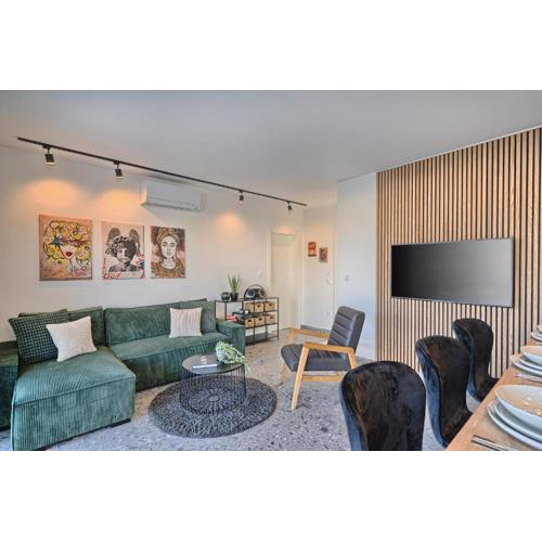 Bura Breeze - Sea-View Garden Apartment