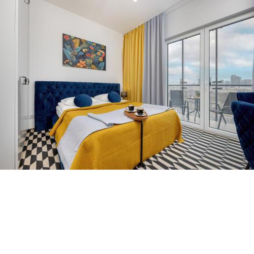 Business Center Apartments Warsaw Wola by Noclegi Renters