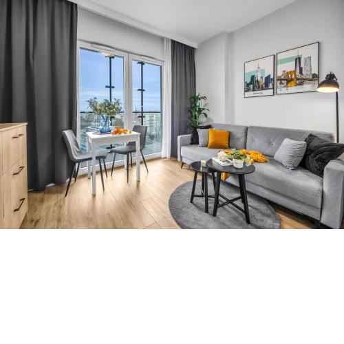 Business district luxury studio