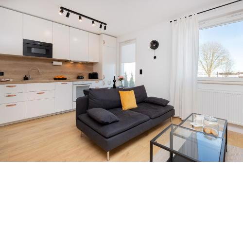 Butterfly Apartment with Parking by Noclegi Renters
