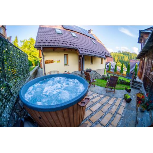 Bylinkowa Chata Jacuzzi & Sauna