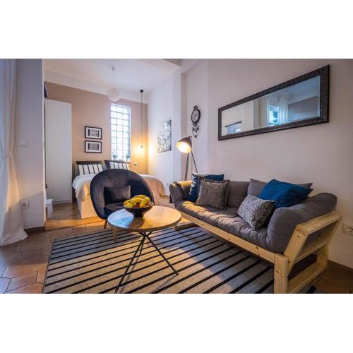 Caelestis rustic studio